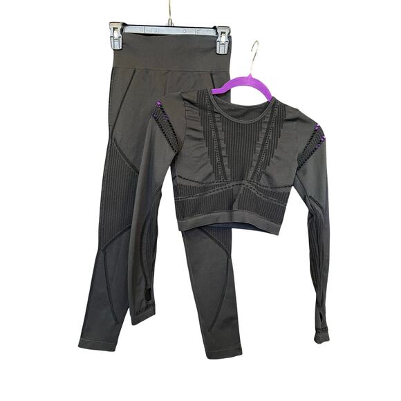 Nova Sport Black Fitted Leggings Long Sleeve Top Athletic Workout Set S/M - Picture 1 of 7